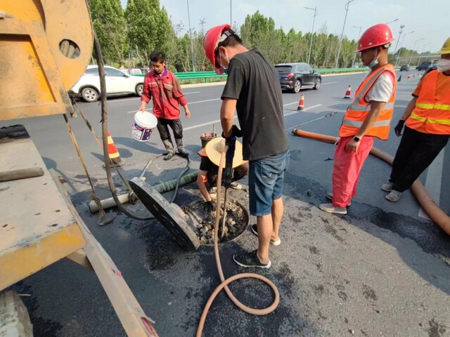 广陵管道潜水封堵气囊